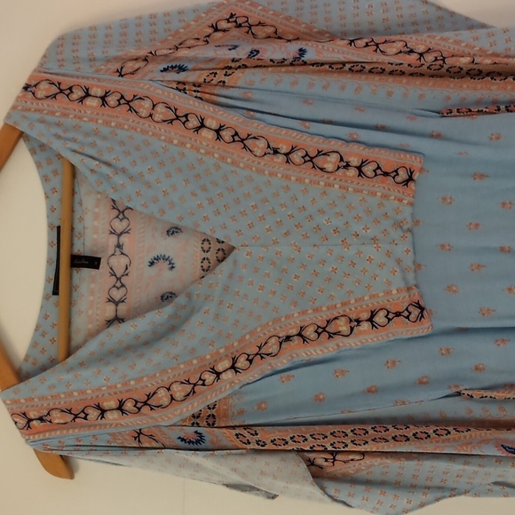 BCBGMaxazria Alexi Slit Tie Waist Pale Blue Coverup Beach Pool Cruise Resortwear - Picture 2 of 10